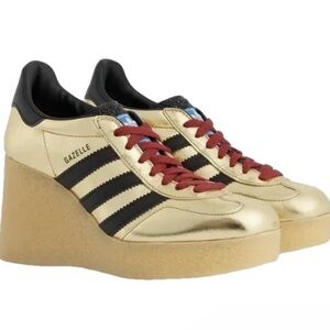 Brand New Authentic Gucci Adidas Wedge shoe.